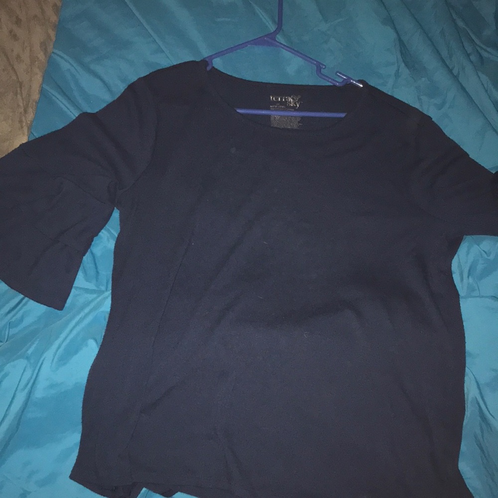 Long sleeved Ruffled top